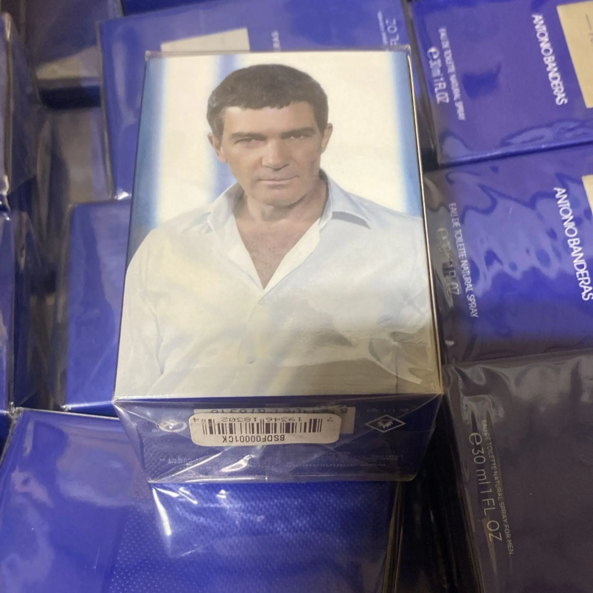 Antonio Banderas Blue Seduction for Men Eau De Toilette Natural Spray 1OZ (80 Pcs lot)