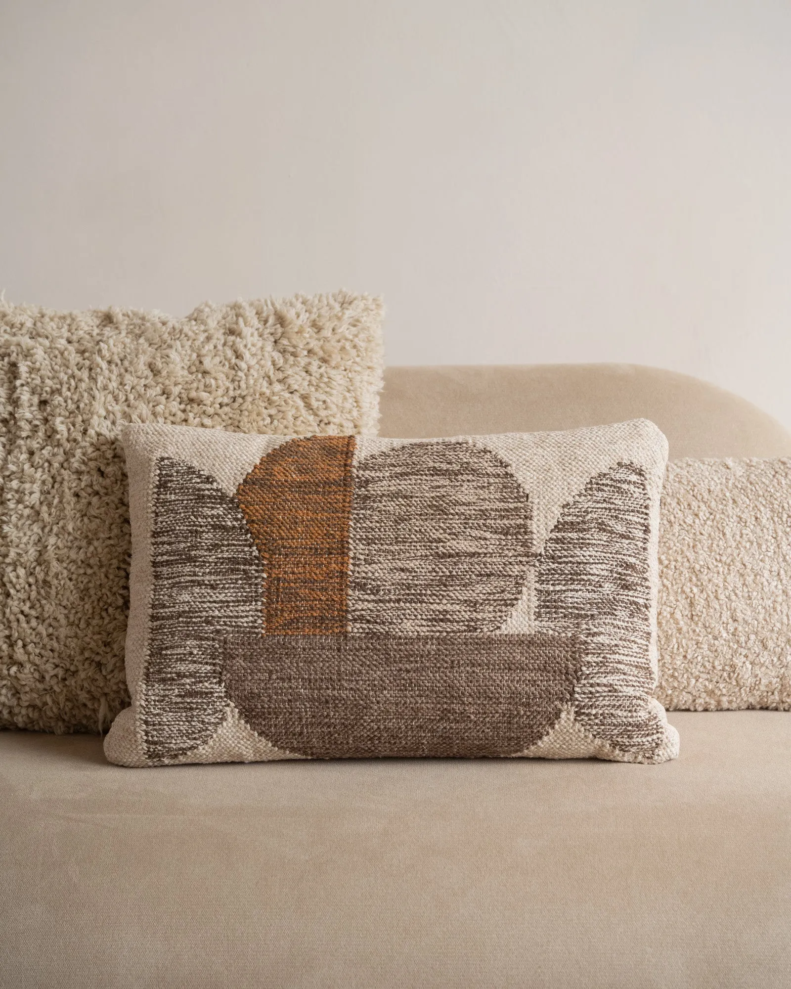 Cushion Art Brown