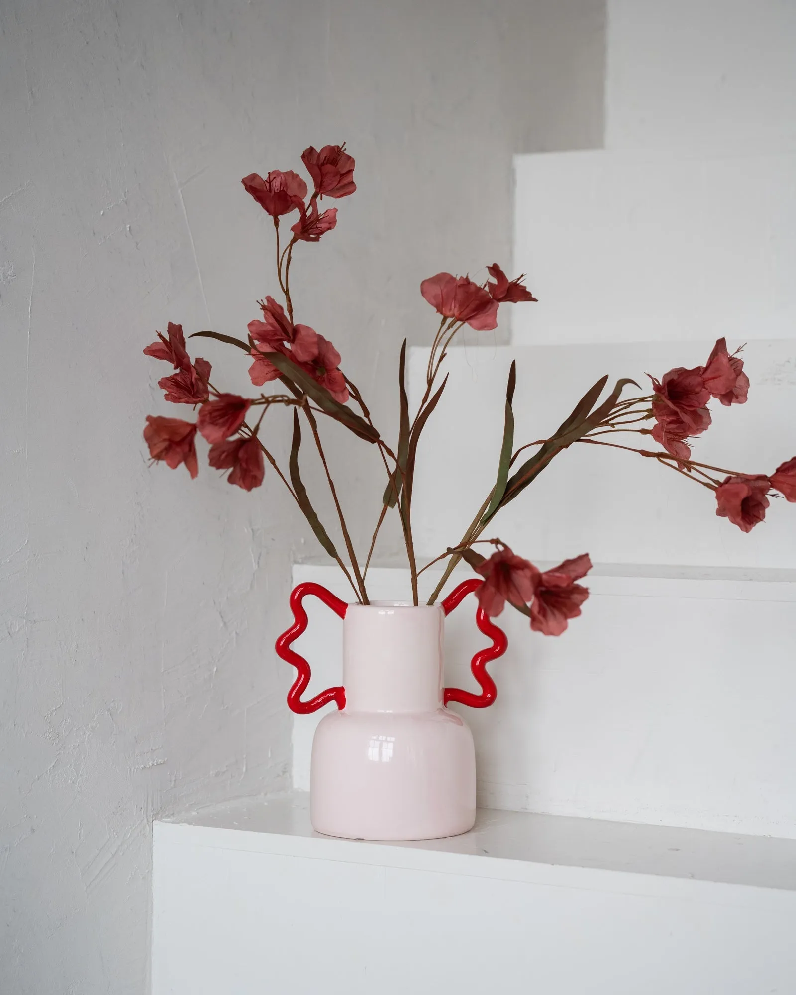 Deco Vase Pink Wings