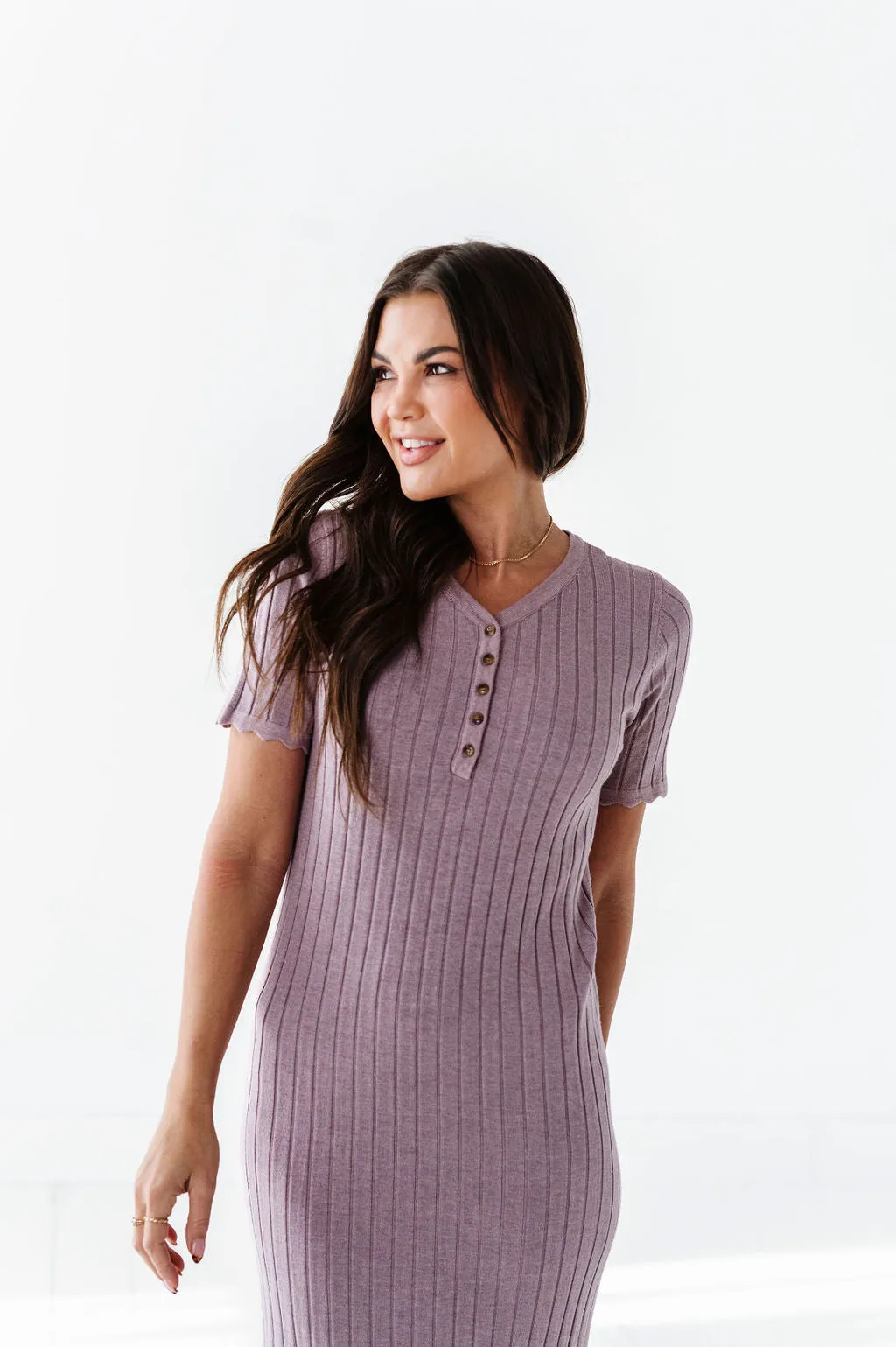 Harper Short Sleeve Dress in Lavender