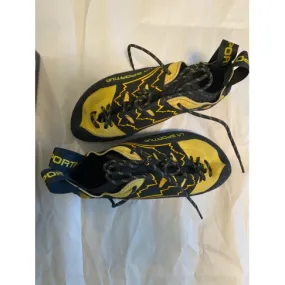 La Sportiva Katana Climbing Shoes Men's 6.5/Women's 7.5